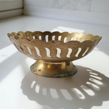Vintage Indian Brass Dish Candle – Frankincense & Myrrh