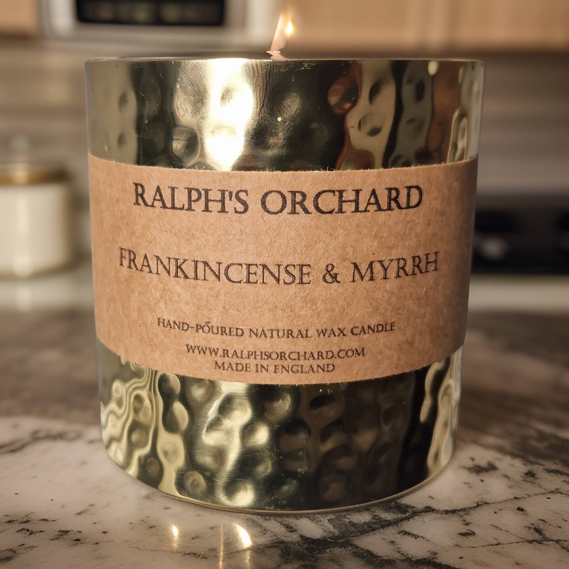 Frankincense & Myrrh candle in gold