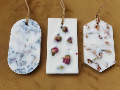 Botanical lavender air fresheners in scented soy wax tablets form, use as eco ornament or unique gift tag Home Fragrances Ralph's Orchard 