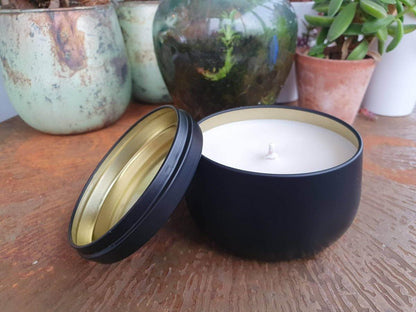 wild fig & oakmoss scented candle