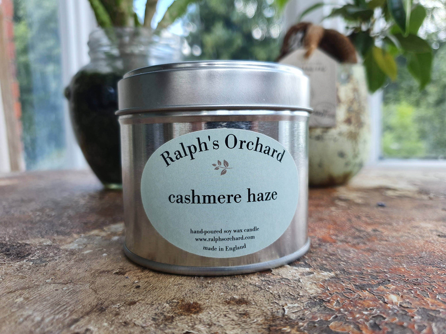 cashmere haze candle in silver tin