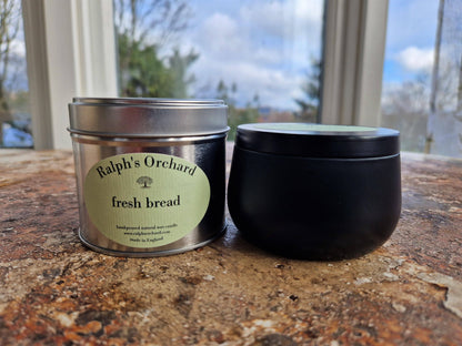 fresh bread scented candle