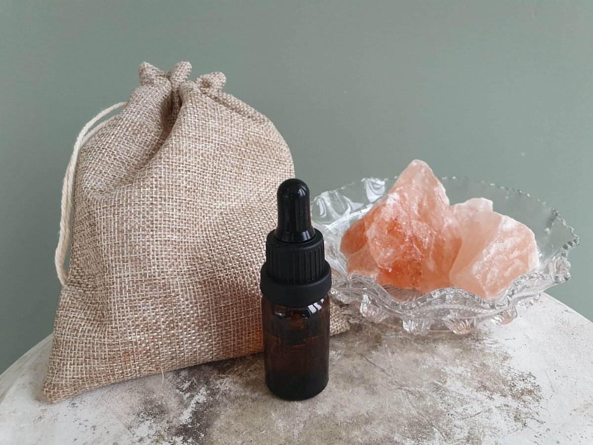 Himalayan pink salt diffuser with fragrance oil - choose your scent Fragrance Oil Ralph's Orchard 